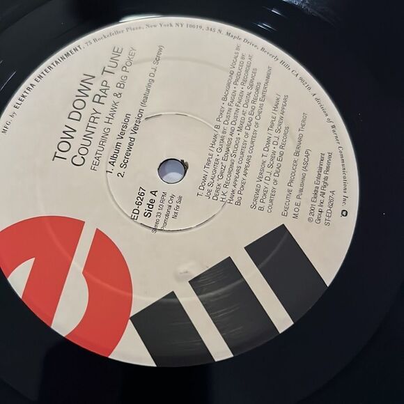 Tow Down
Country Rap Tune
12" Single - Picture 7 of 7